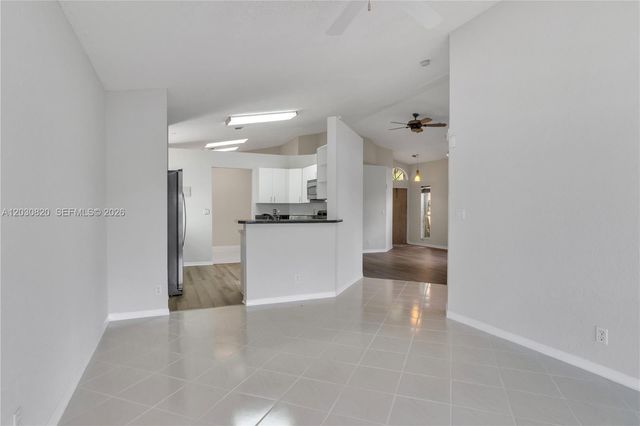 10627 NW 7th Street, Pembroke Pines, FL 33026