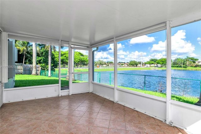 10627 NW 7th Street, Pembroke Pines, FL 33026