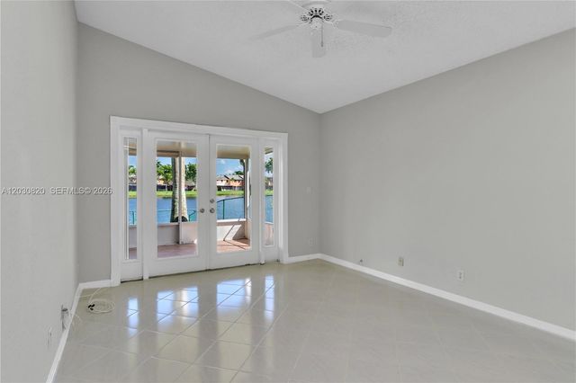 10627 NW 7th Street, Pembroke Pines, FL 33026