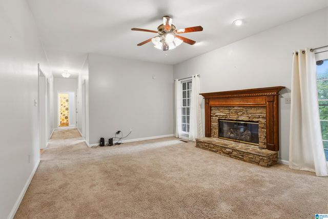 205 CHESTNUT CIRCLE, Alabaster, AL 35007