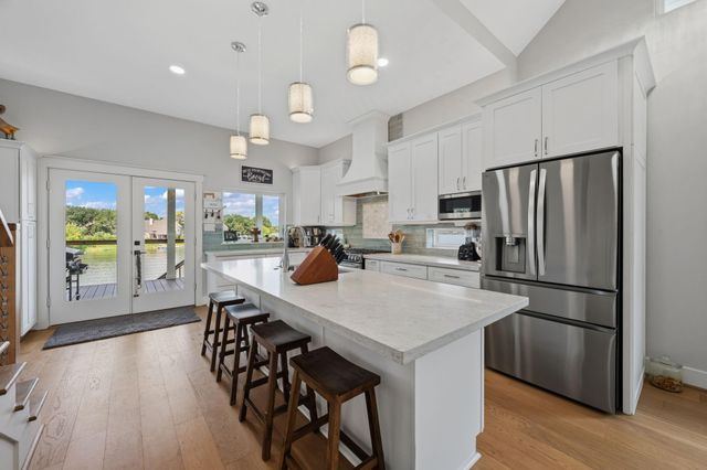 3405 Oak Alley Court, Seabrook, TX 77586