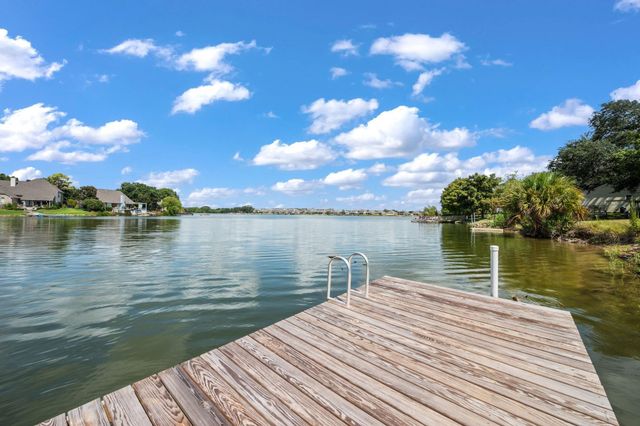 3405 Oak Alley Court, Seabrook, TX 77586