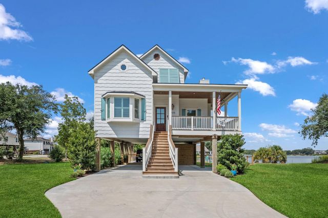 3405 Oak Alley Court, Seabrook, TX 77586