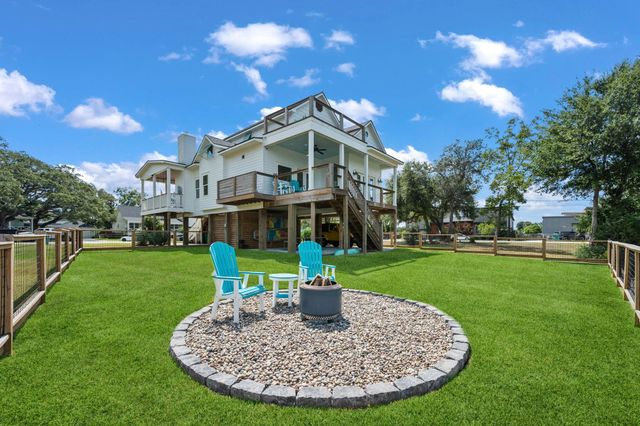 3405 Oak Alley Court, Seabrook, TX 77586