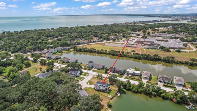 3405 Oak Alley Court, Seabrook, TX 77586