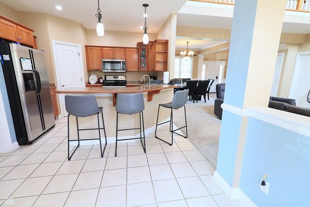 8605 Shamrock Lane, Yorktown, IN 47396