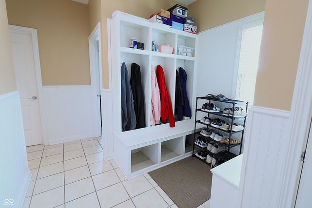 8605 Shamrock Lane, Yorktown, IN 47396