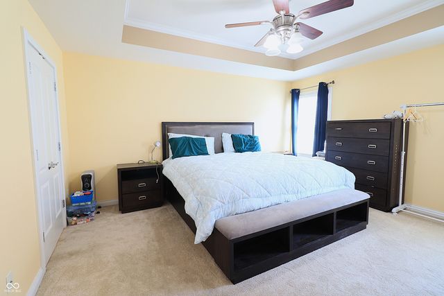 8605 Shamrock Lane, Yorktown, IN 47396