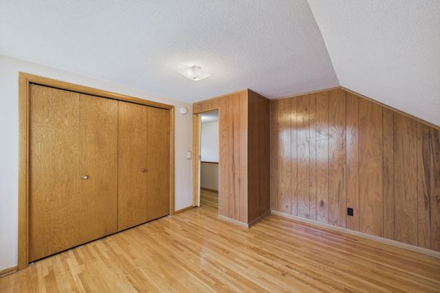 1802 Malvern Street, Roseville, MN 55113