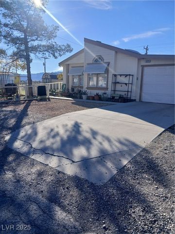 1310 South Comstock Circle, Pahrump, NV 89048