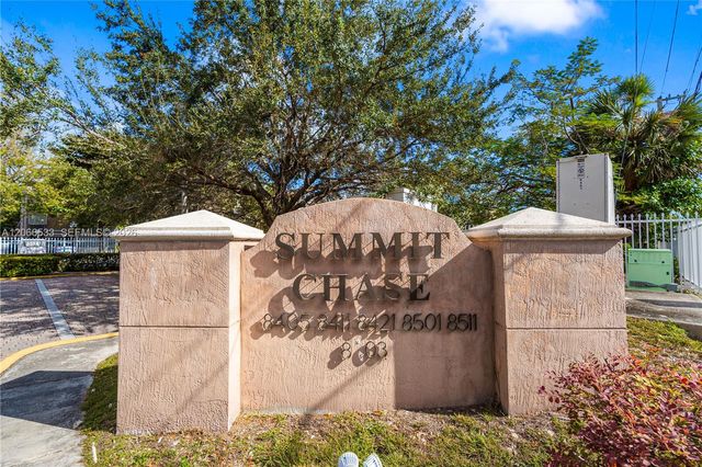 8501 NW 8th Street 106, Miami, FL 33126