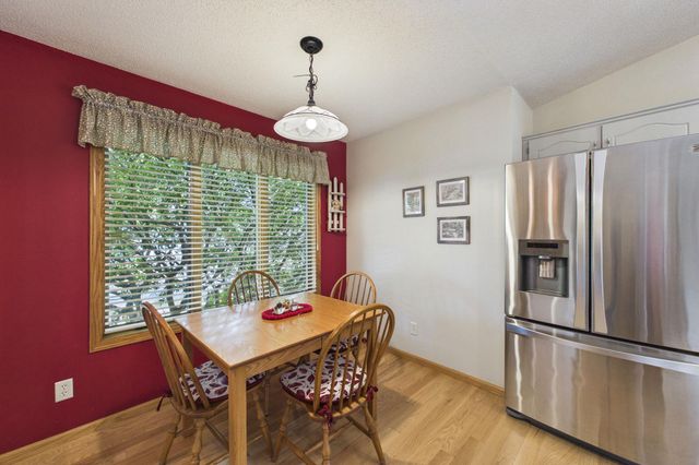 739 Kirche Hill Drive, Carver, MN 55315