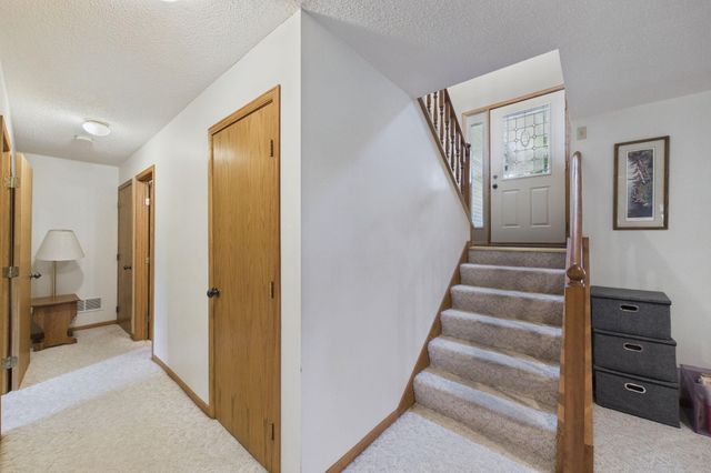 739 Kirche Hill Drive, Carver, MN 55315