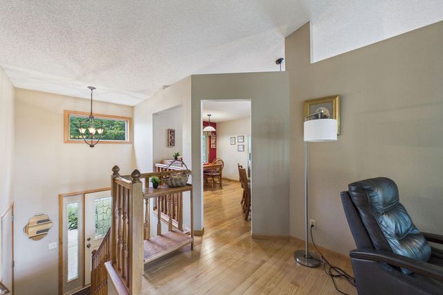 739 Kirche Hill Drive, Carver, MN 55315