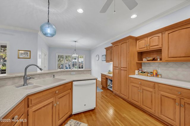 709 Valley Brook Road, Wilmington, NC 28412