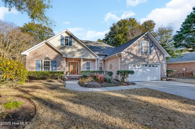 709 Valley Brook Road, Wilmington, NC 28412