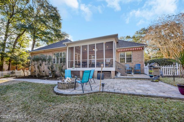 709 Valley Brook Road, Wilmington, NC 28412