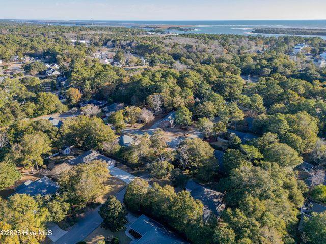 709 Valley Brook Road, Wilmington, NC 28412