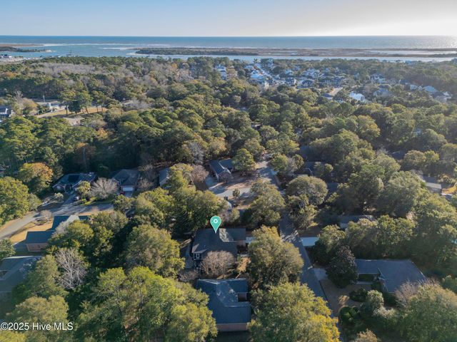 709 Valley Brook Road, Wilmington, NC 28412