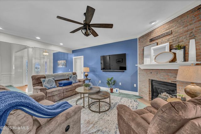 709 Valley Brook Road, Wilmington, NC 28412