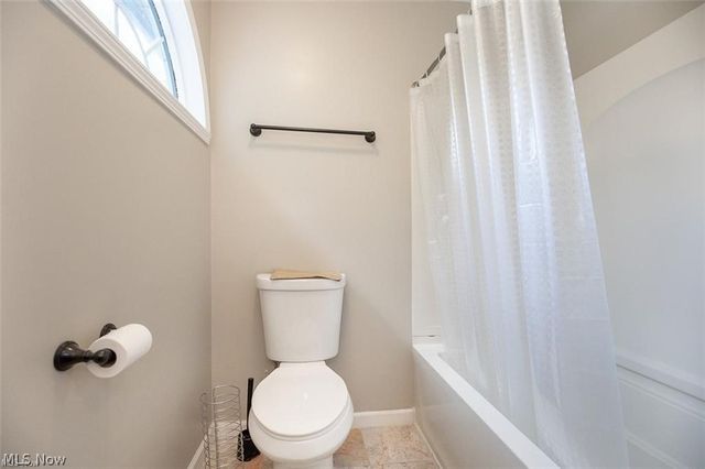 9338 Liberty Road, Twinsburg, OH 44087