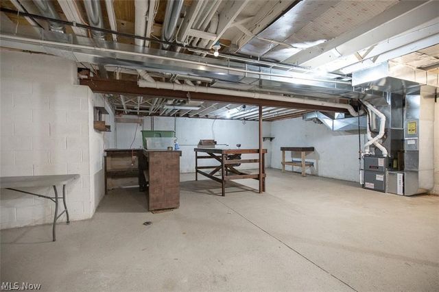 9338 Liberty Road, Twinsburg, OH 44087