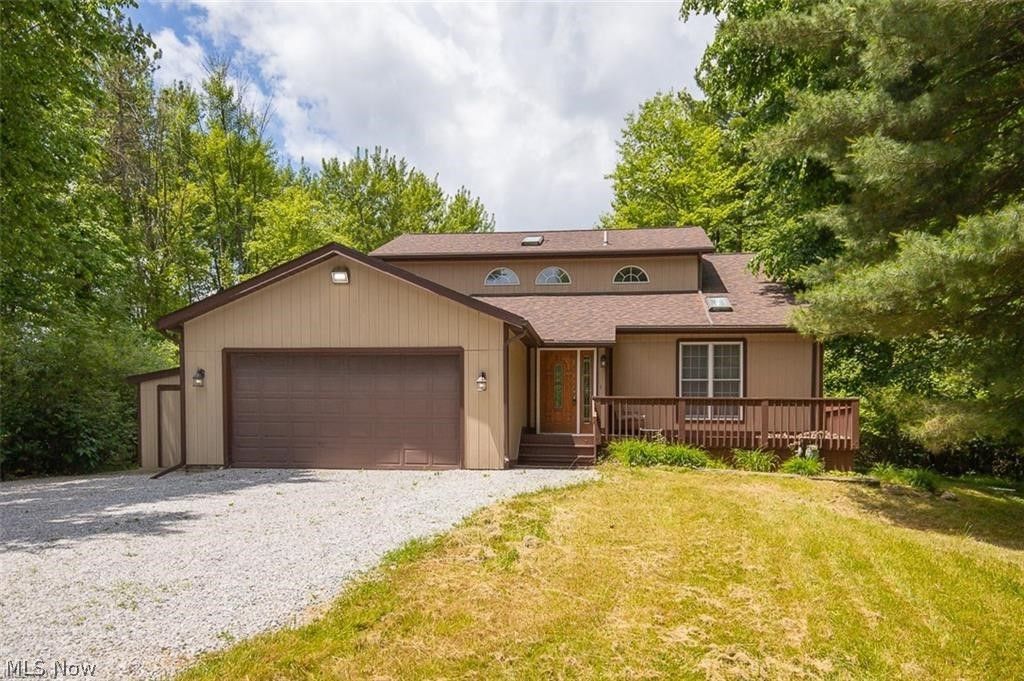 9338 Liberty Road, Twinsburg, OH 44087