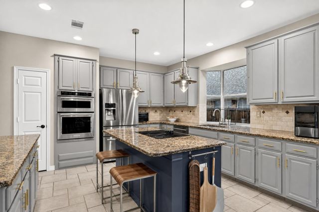2665 Woodside Drive, Highland Village, TX 75077