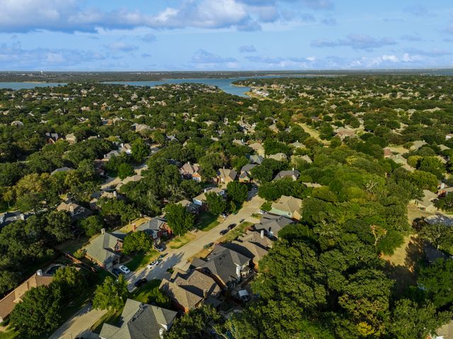 2665 Woodside Drive, Highland Village, TX 75077