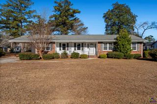1729 Milton Way, Perry, GA 31069