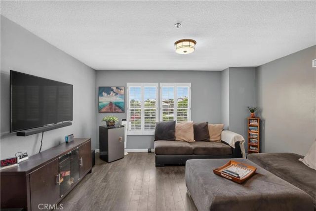 7454 Longstreet, Fontana, CA 92336