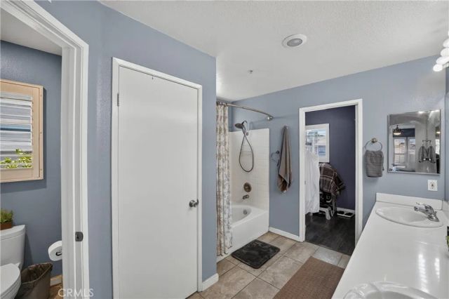 7454 Longstreet, Fontana, CA 92336