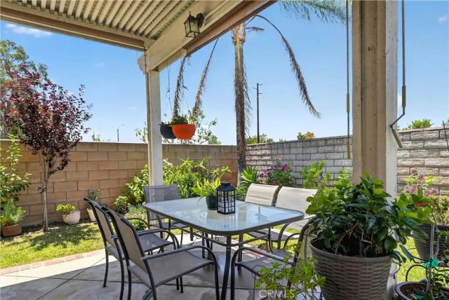 7454 Longstreet, Fontana, CA 92336
