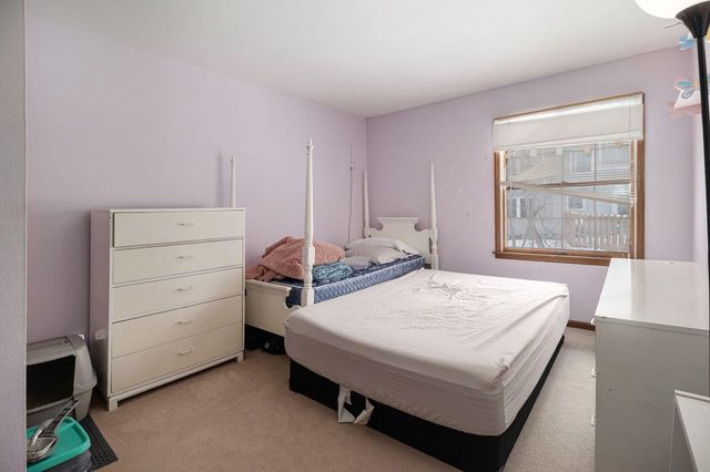 1624 Fox Point Drive, Chesterton, IN 46304