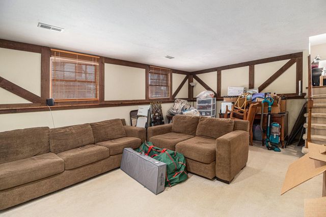 1624 Fox Point Drive, Chesterton, IN 46304