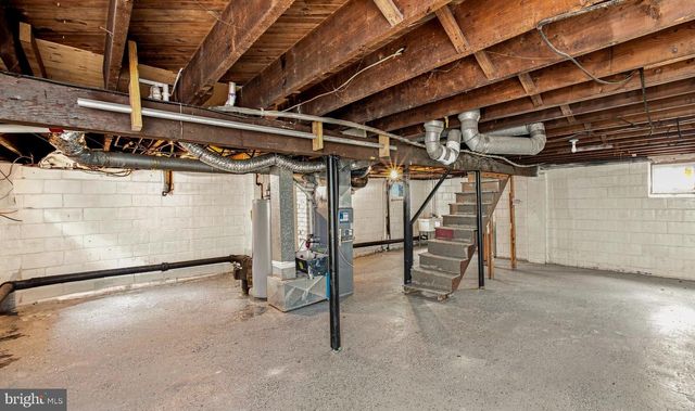 421 BEACON AVE, Paulsboro, NJ 08066