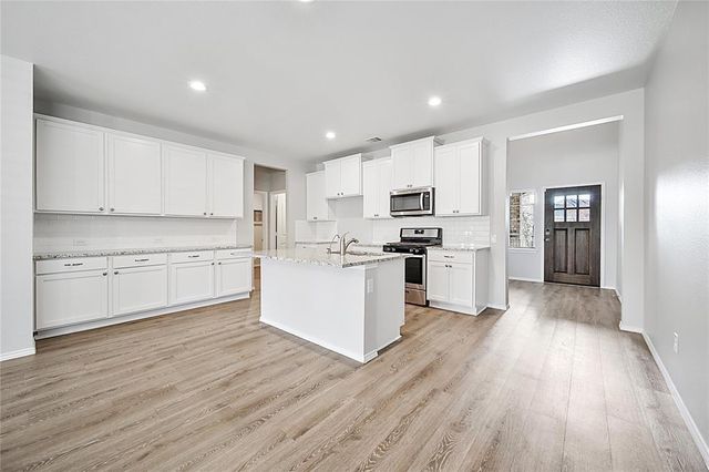 9295 Inland Leather Lane, Conroe, TX 77385
