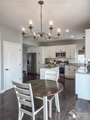 23200 Bluegrass Drive, Brownstown Twp, MI 48183