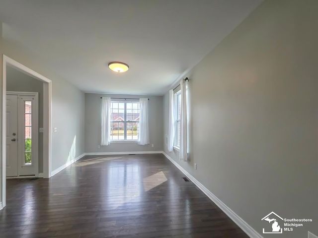 23200 Bluegrass Drive, Brownstown Twp, MI 48183