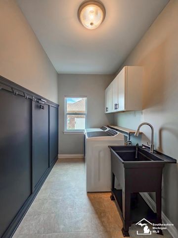 23200 Bluegrass Drive, Brownstown Twp, MI 48183