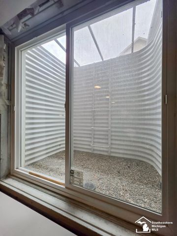 23200 Bluegrass Drive, Brownstown Twp, MI 48183