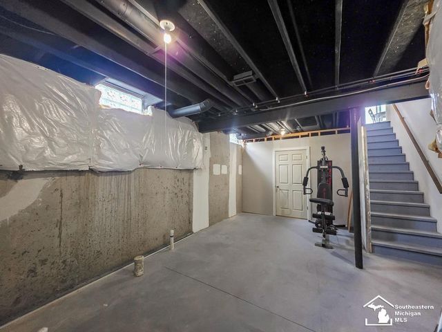 23200 Bluegrass Drive, Brownstown Twp, MI 48183