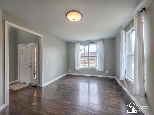 23200 Bluegrass Drive, Brownstown Twp, MI 48183