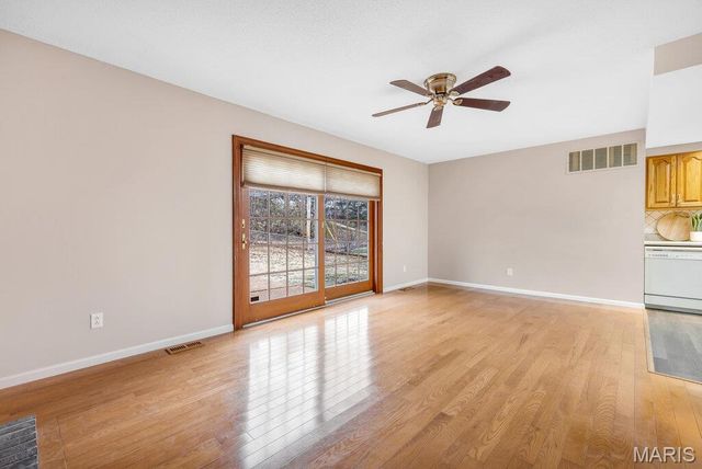 4708 Brunston Drive, St Louis, MO 63128