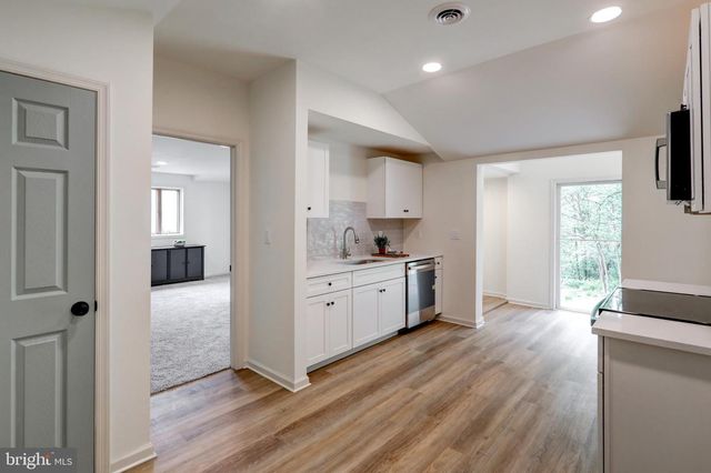 42 HEIDI RD, Delta, PA 17314