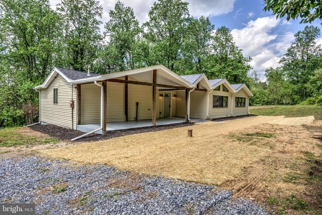 42 HEIDI RD, Delta, PA 17314