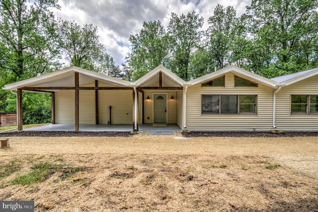 42 HEIDI RD, Delta, PA 17314