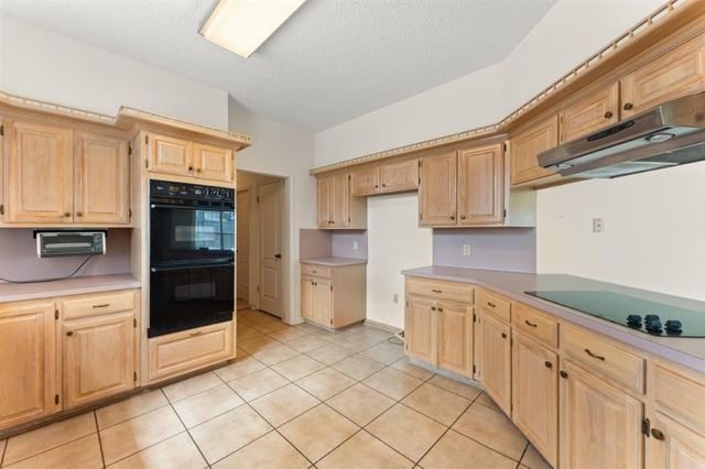 4817 Riverridge Drive, Lake Charles, LA 70605