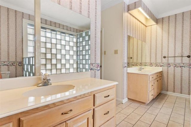 4817 Riverridge Drive, Lake Charles, LA 70605