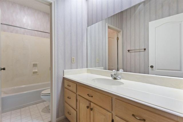 4817 Riverridge Drive, Lake Charles, LA 70605